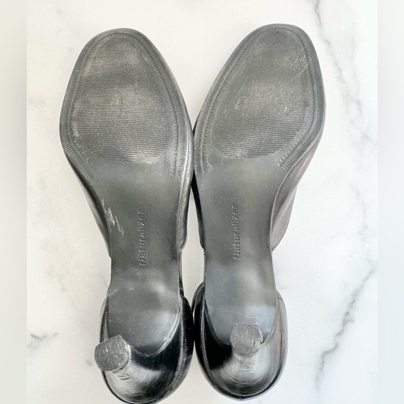 Naturalizer Size 8 Women’s Ankle Strap Heels - Picture 7 of 7
